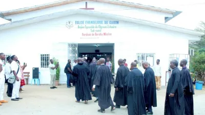 Ses multiples crises intestines fragilisent l’Église évangélique du Gabon.