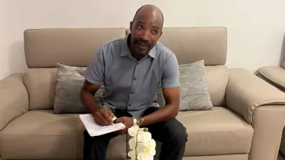 Le psychologue Essono Aba’a, conseiller d’orientation et d’éducation au Collège et Lycée Sainte Marie de Libreville.