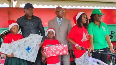 Fête de noël de la fondation Dorcas à moanda 