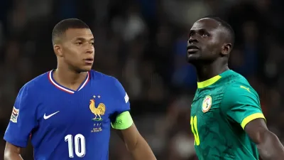 Kylian Mbappé, footballeur français et Sadio Mané, footballeur sénégalais 
