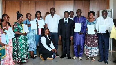 Autour du maire, ces compatriotes fraîchement sortis de l’apatridie