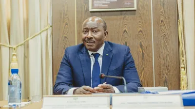 Henri-Claude Oyima, Ministre d'État de l'Économie, des Finances,de la Dette et des Participations, vice-président du gouvernement par intérim