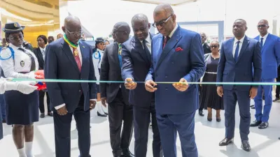 Alexandre Barro Chambrier, vice président de la République et Hermann Immongault