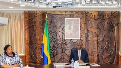 Hermann Immongault, vice-président du gouvernement gabonais et Camélia Ntoutoume-Leclercq, ministre de l'éducation nationale