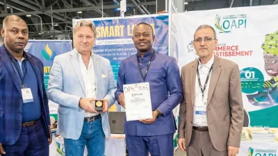 Les inventeurs gabonais lors du Salon à Genève, en Suisse