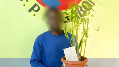 Josué Neville Bourébé, pris en possession de cannabis