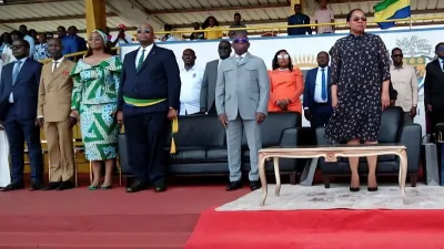 Konan Bertin Kouadio, ambassadeur de Côte d’Ivoire au Gabon (C) invité d’honneur des autorités portgentillaises