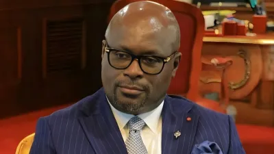 Michel Régis Onanga Ndiaye, président de l'Assemblée nationale