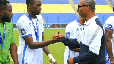 Paul KESSANY, ministre des sports