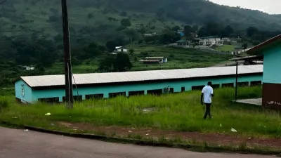 la bourgade de Mounana