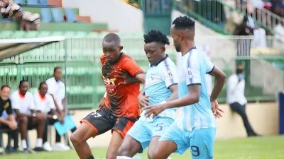 Une phase de la rencontre entre CMS et le FC 105