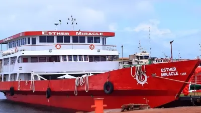 Navire Esther Miracle