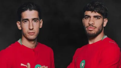 Les Marocains Nayef Aguerd et Abdemassad Ezzalzouli ‘’Abde’’ sous la tunique de la sélection de leur pays.