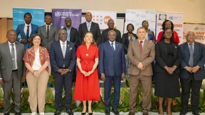 Les officiels, hier après l’ouverture de l’atelier