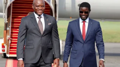Brice Clotaire Oligui Nguema, président du Gabon et Bassirou Diomaye Faye, président du Sénégal