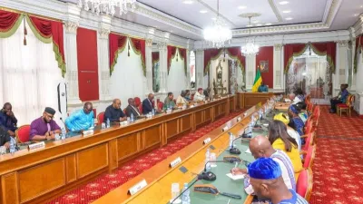 Brice Clotaire Oligui Nguema, président du Gabon et les responsables des missions diplomatiques des pays africains accrédités au Gabon