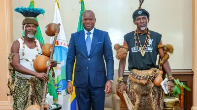 Brice Clotaire Oligui Nguema, président du Gabon et des acteurs du Mvet