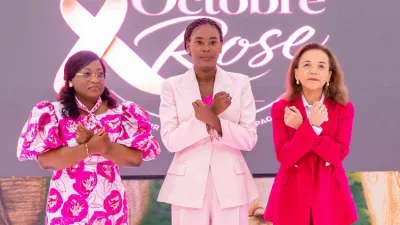 Quelques officiels à l’ouverture de la campagne “Octobre rose” au palais Léon-Mba, siège de l’Assemblée nationale. 