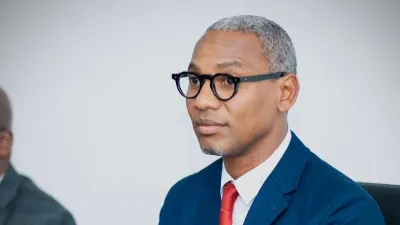 Paul KESSANY, ministre des sports