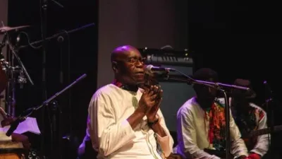 Pierre Claver Akendengue, Artiste gabonais
