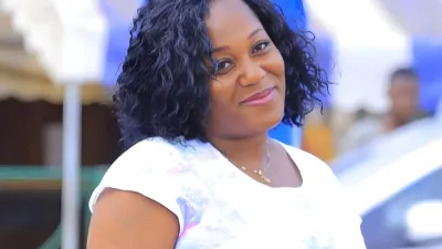 Prunela Angone Essono, Institutrice