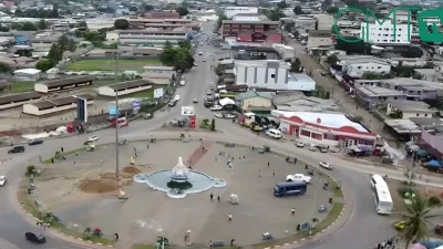 Rond point Nzeng-Ayong, libreville