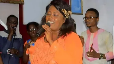 Stéphanie Yokabe, artiste gospel gabonaise