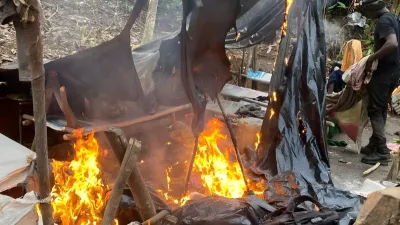 Site d'orpaillage clandestin à Mindoumou