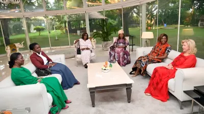 Phase de l’échange entre Zita Oligui Nguema et Dominique Ouattara.