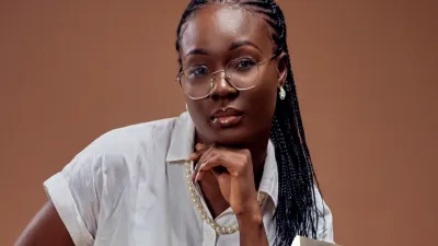 Brenda Ndembet Mbani, écrivaine gabonaise