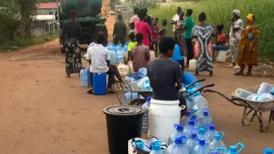 Livraison d'eau à Bikélé-Nzong 