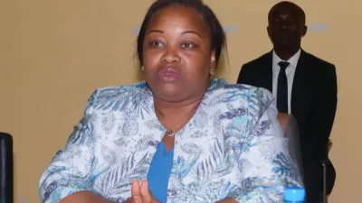 Camelia Ntoutoume-Leclerq, ministre de l'éducation nationale