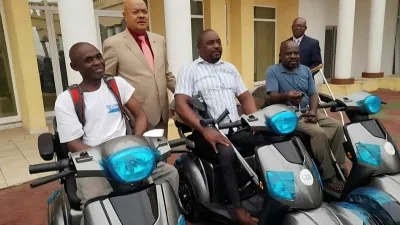Franceville : des scooters pour des personnes vivant avec un handicap dans le Haut-Ogooué. © Nadège ONTOUNOU