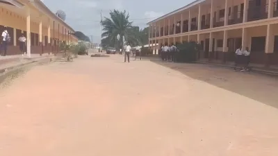 Lycée d'État Charles-Mefane